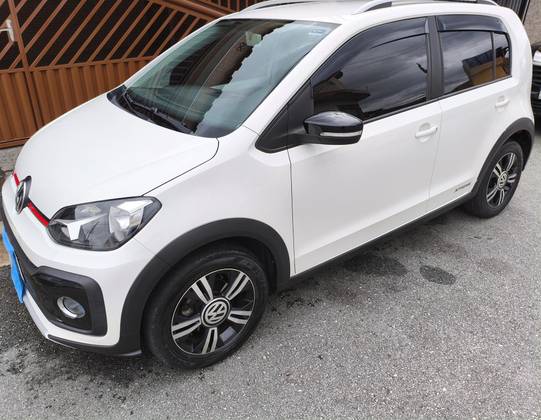 VOLKSWAGEN UP 1.0 170 TSI TOTAL FLEX XTREME 4P MANUAL VOLKSWAGEN UP 1.0 170 TSI TOTAL FLEX XTREME 4P MANUAL